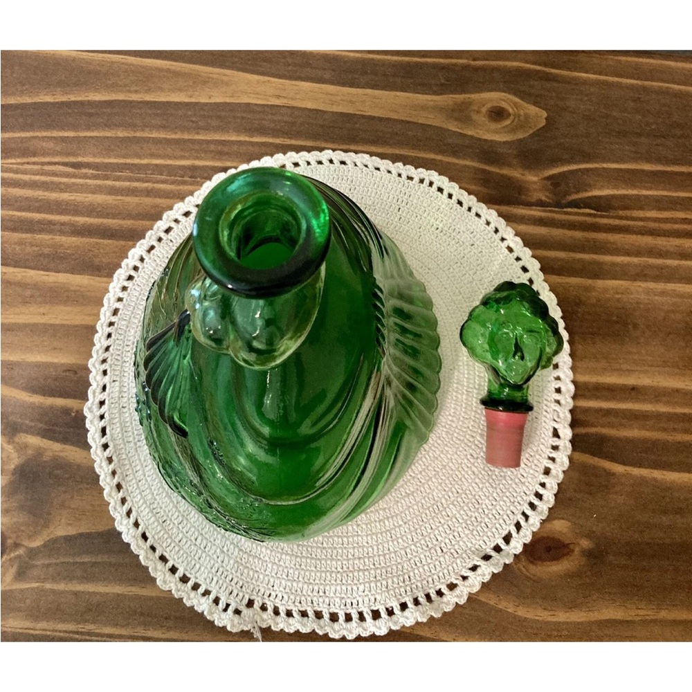 Vintage Empoli Emerald Green Victorian Lady Decanter Made in Italy 11 1/2” - Picture 11 of 11